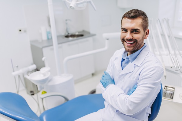 How A General Dentist Treats A Dental Cavity